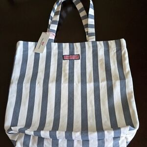 Vineyard Vined Navy and White Striped Tote Bag